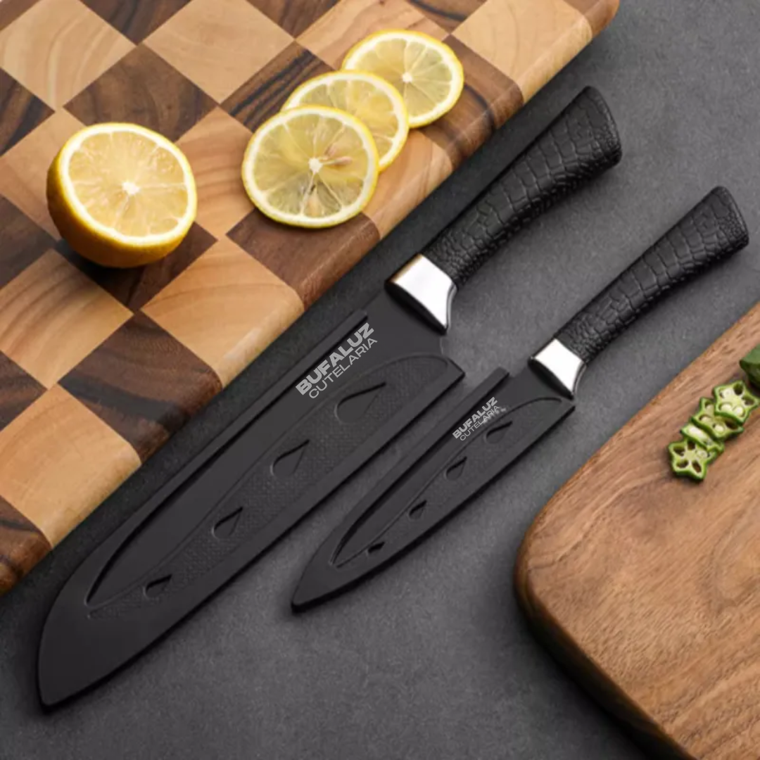 Set of 2 Black Knives