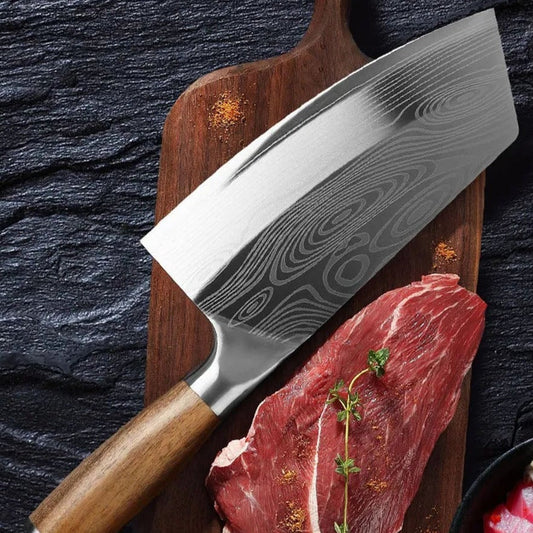Expertly Crafted Damascus Steel Knife